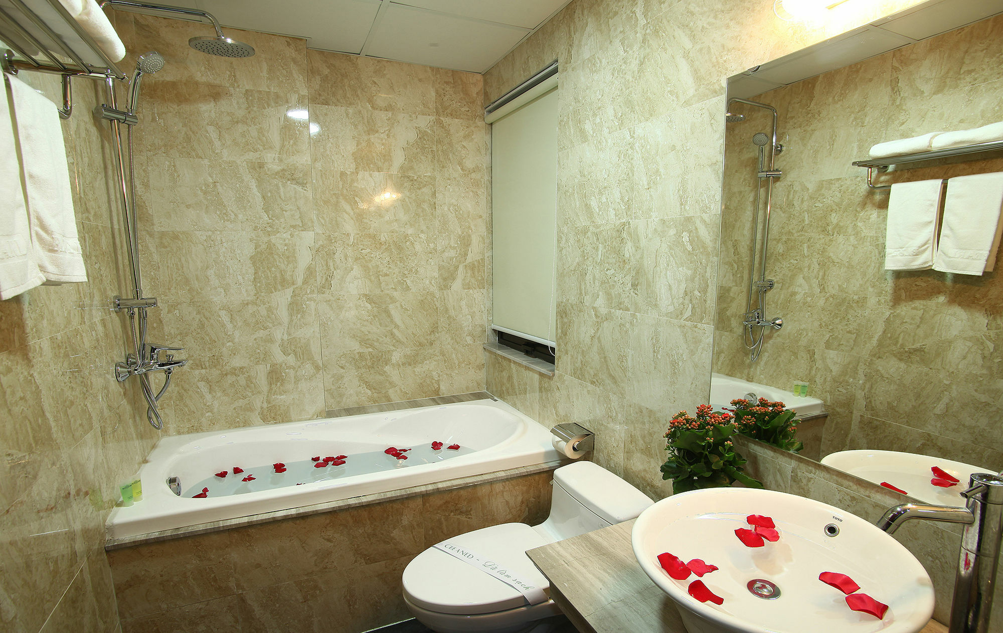 Blue Pearl West Hotel Hanoi Buitenkant foto